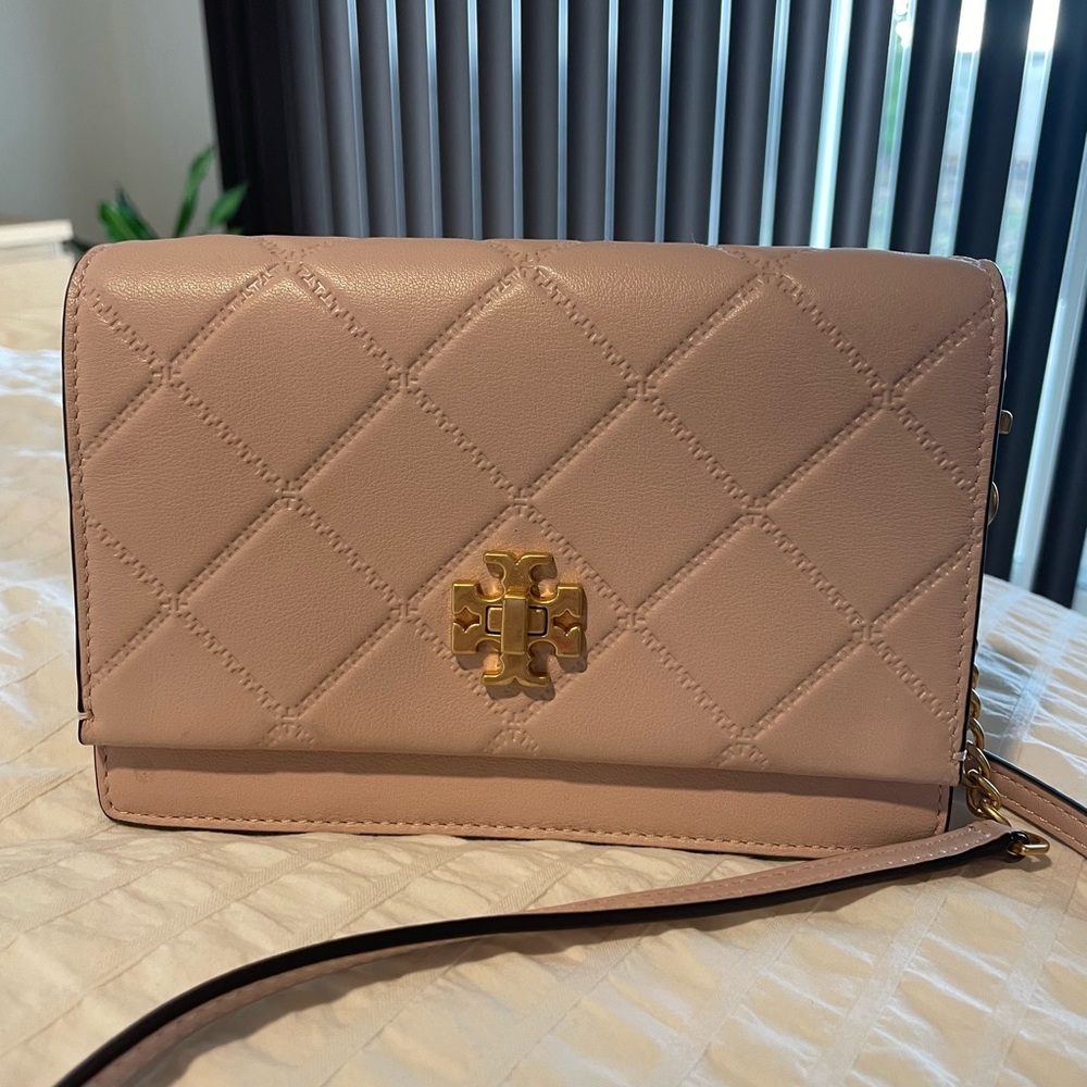 Small crossbody Tory burch purse